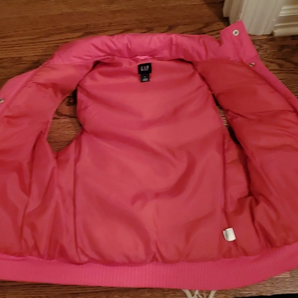 Gap Pink Puffer Vest - Picture 4 of 8